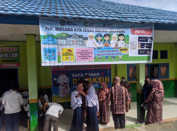 MTsN 3 Kerinci, Vaksinasi Guru dan Siswa di Madrasah MTsN 3 Kerinci, Vaksinasi Guru dan Siswa di Madrasah